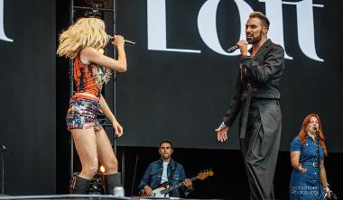 Pixie Lott singing with Rylan