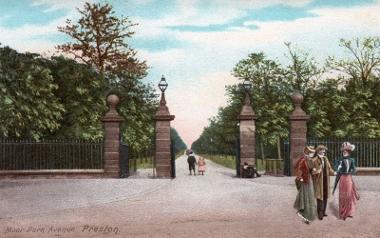 Vintage illustration of Moor Park entrance gates.