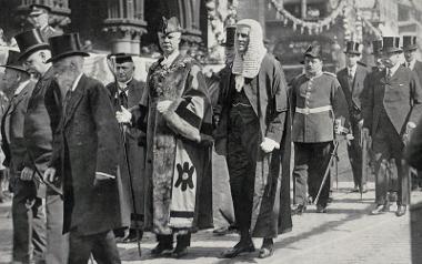 1922 Guild Mayoral procession taking place.