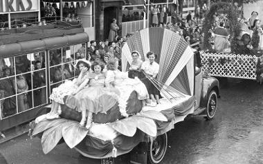 Women sitting on Horrockses trade float in 1952 Preston Guild procession.