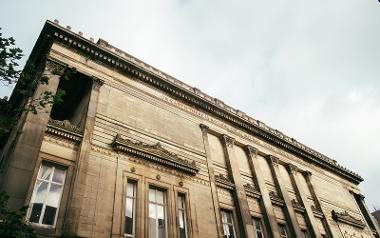 Side view of the Harris building.