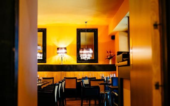 View into Theatre Street Bar and Grill's main dining area.